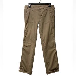 The North Face Tan/ Khaki Roll Up Cargo Pants!